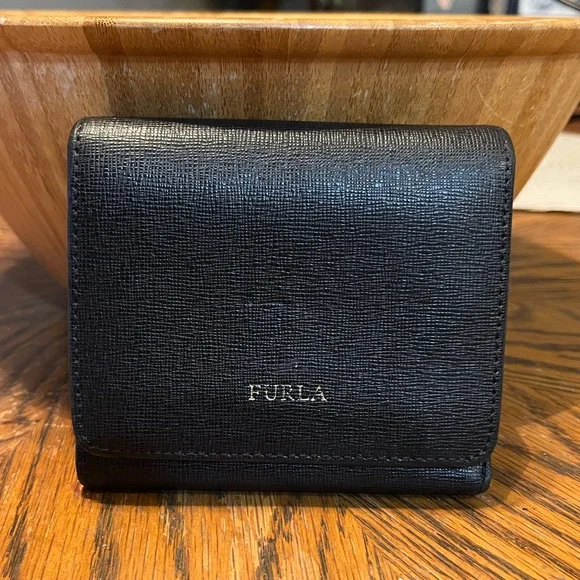 Furla Trifold Saffiano Leather Wallet - Picture 1 of 9